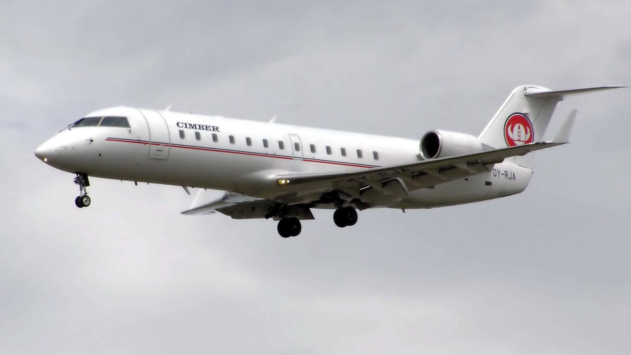 Cimberaircrj 200Oy Rjaarp