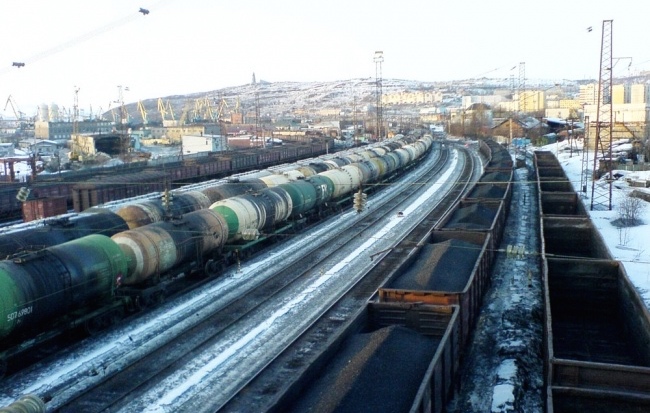 Murmansk kolterminal hotad