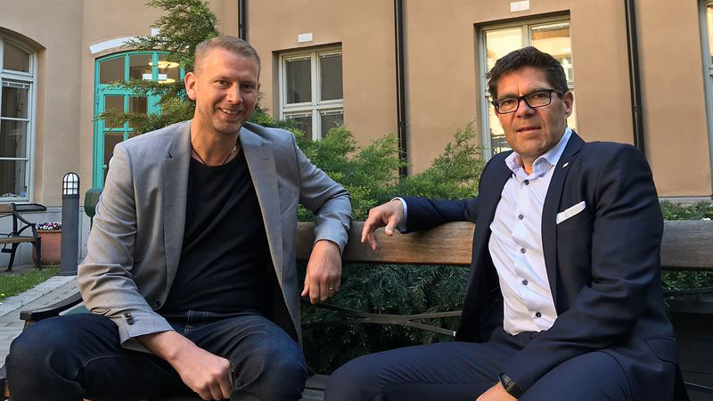 A0294353211afcc5 800X800ar