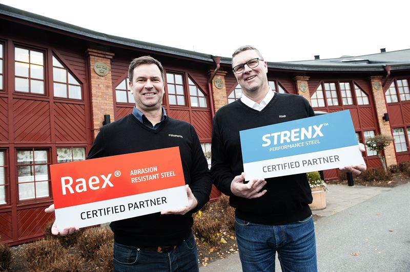 Johan Helge, vd på Stålgross och Per Johansson, ansvarig säljare SSAB Borlänge.