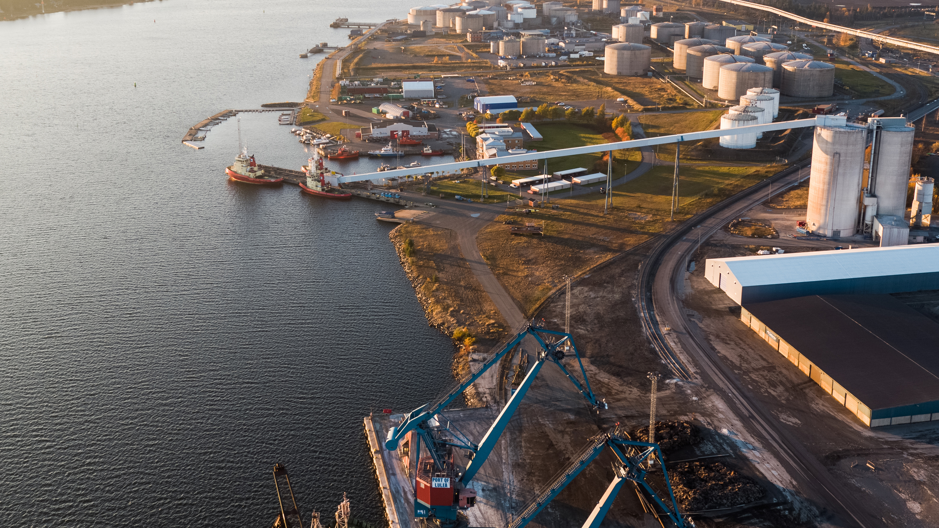 Luleå Hamn Fotograf Jacob Nilsson, Brightnes T