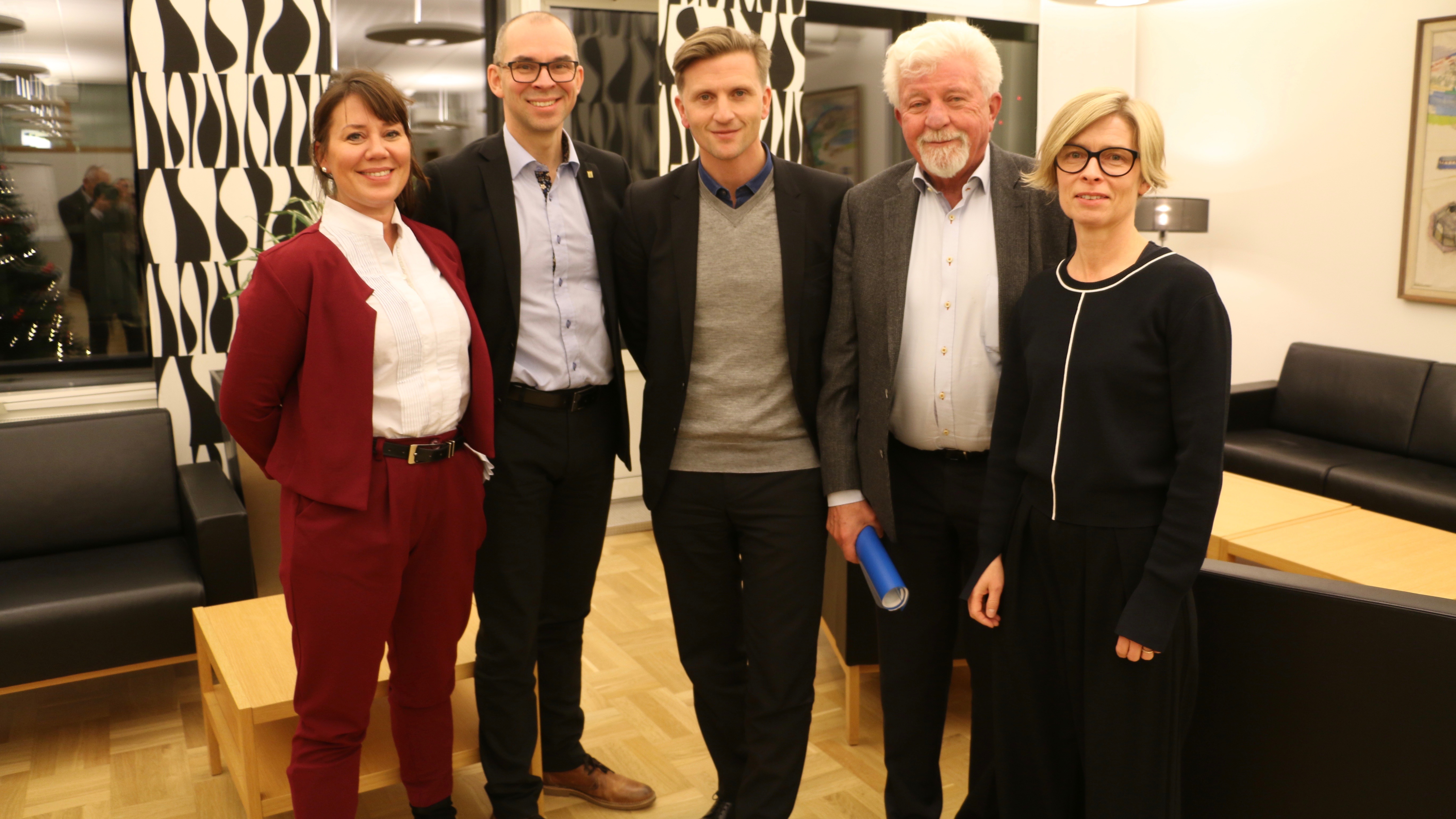 Mellby gård på besök