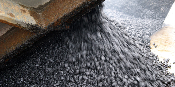 asfaltbeläggningar vinner flera vägkontrakt