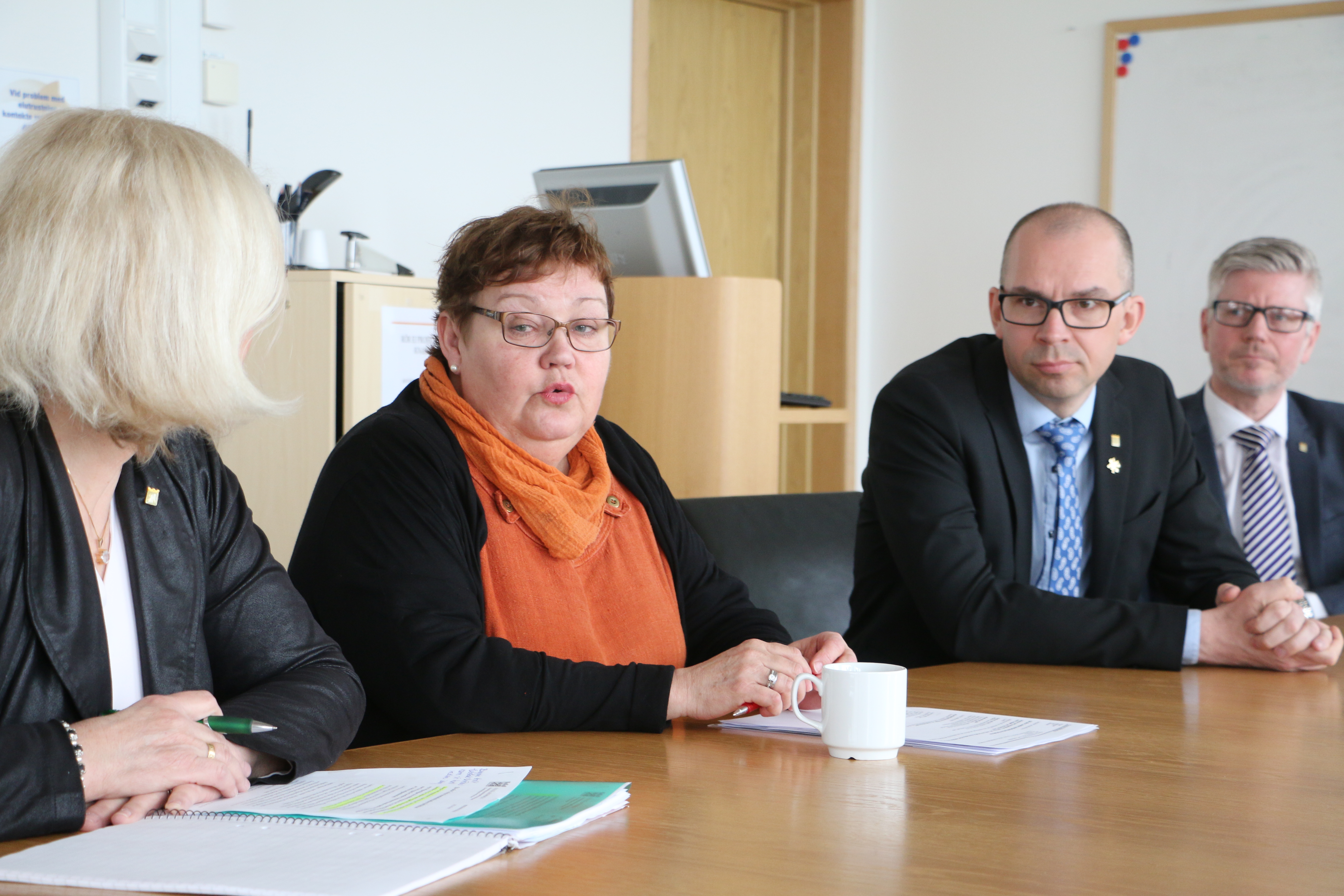 Presskonferens 8 maj