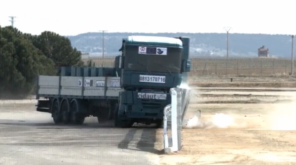 SSAB och LTU vägräcken