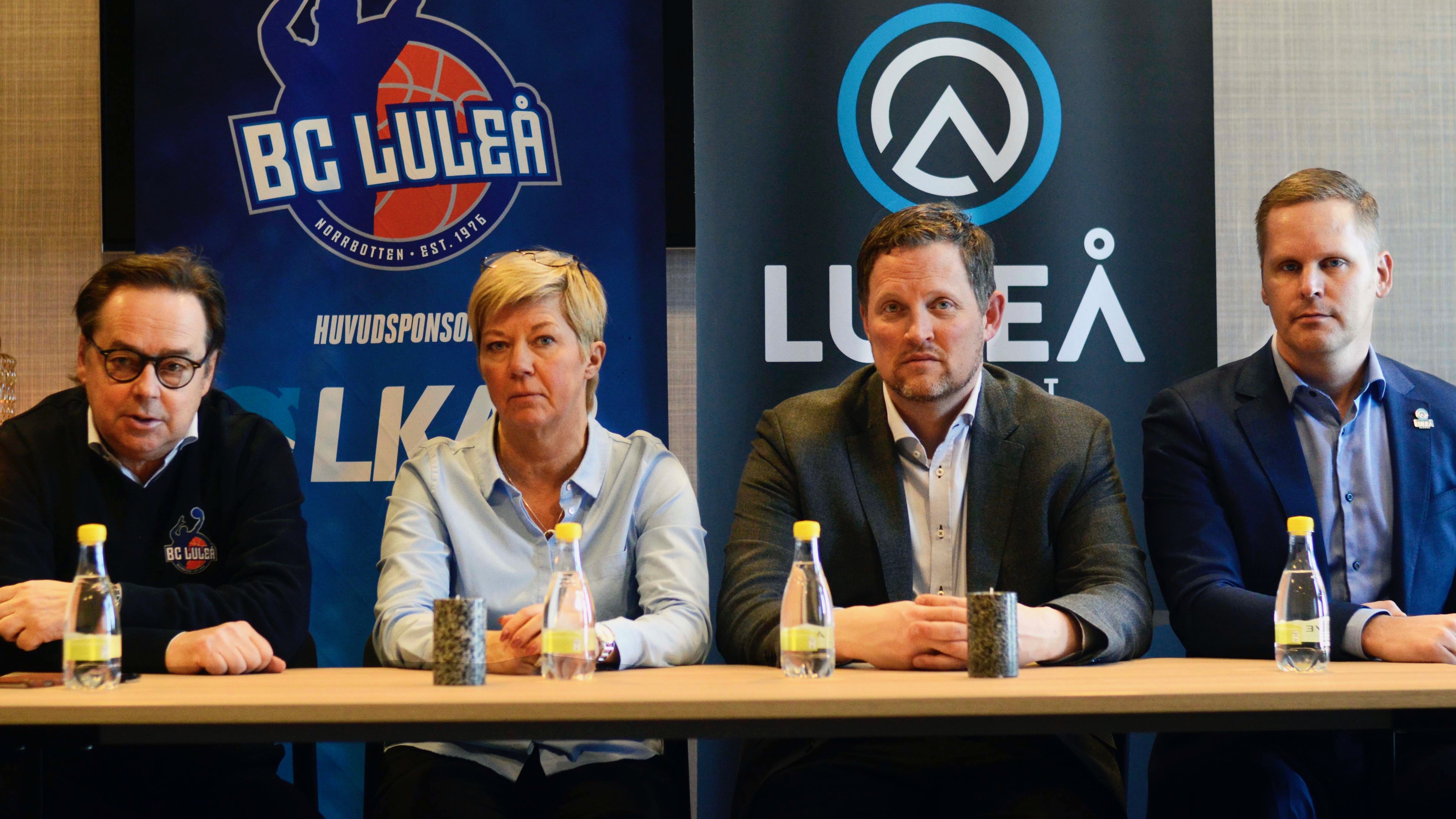 Lumire och basketen sopsorterar